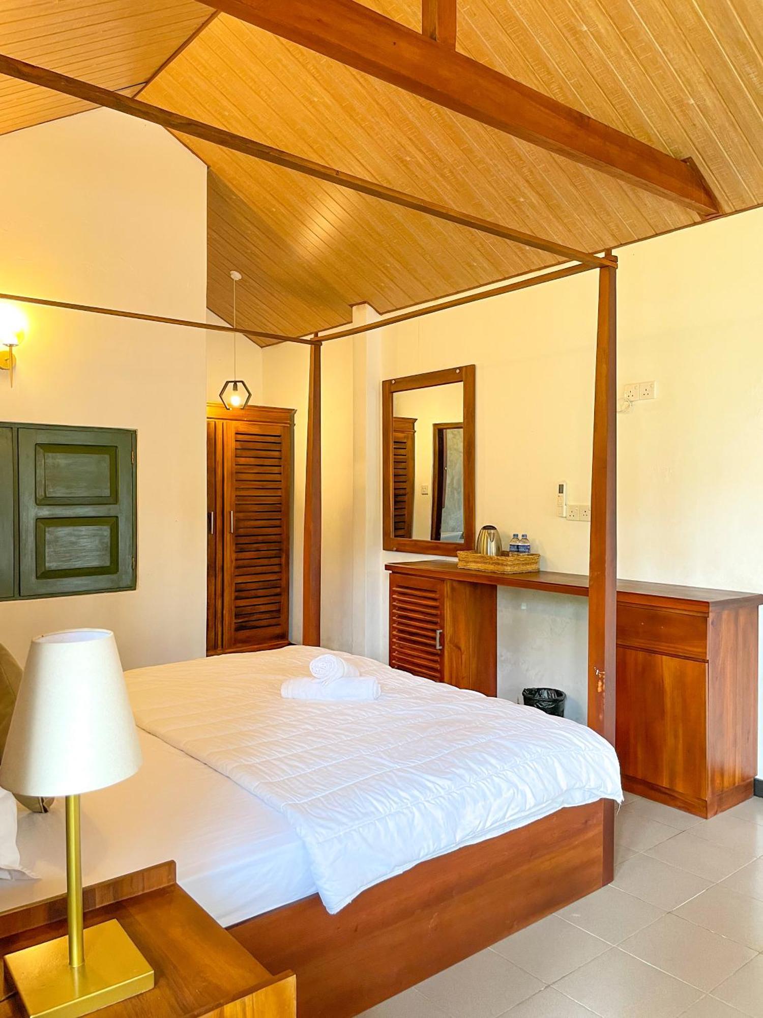 The Barns Villas And Restaurant Negombo Exteriör bild