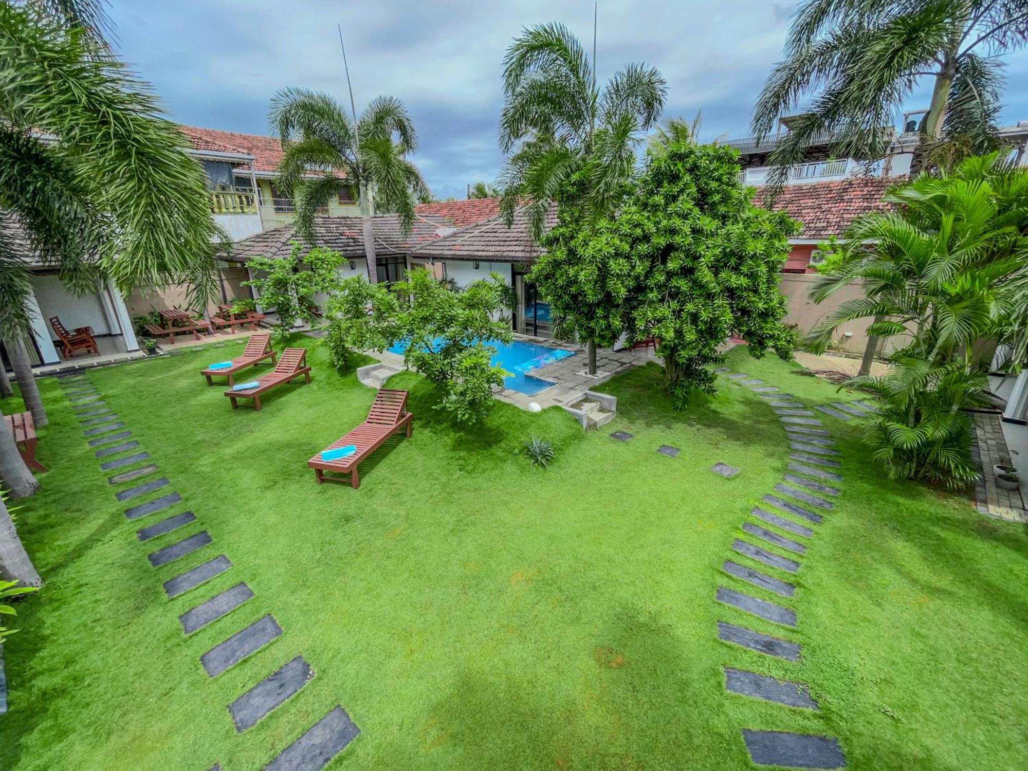 The Barns Villas And Restaurant Negombo Exteriör bild
